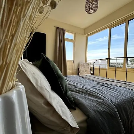 דירה Palm View With Private Rooftop *