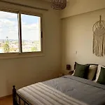 Διαμέρισμα Charming Boho Retreat - 2Br - Walk2Beach - Larnaca *